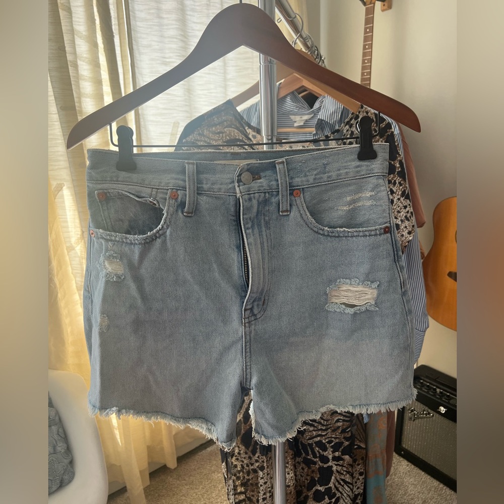 Madewell The Mom Jean Short